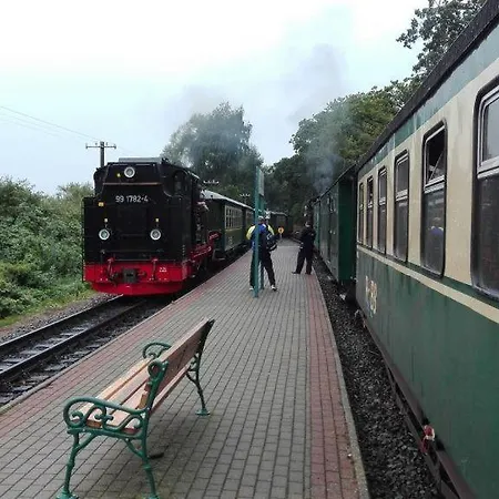 2-zimmer-ferienwohnung-in-sellin-auf-ruegen-direkt-an-der-seeparkpromenade Apartamento